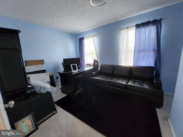504 PARLIAMENT RD, Marlton, NJ 08053