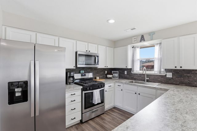 18104 E Maxwell Ave, Spokane Valley, WA 99016