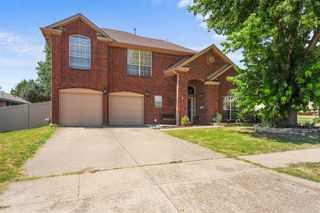 900 Chauvin Drive, Cedar Hill, TX 75104
