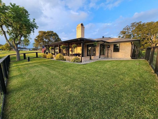 292 Echo Lane, Livingston, TX 77351