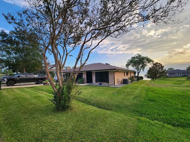 292 Echo Lane, Livingston, TX 77351