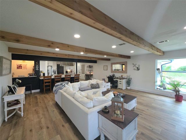 292 Echo Lane, Livingston, TX 77351