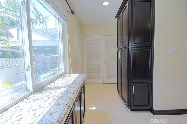 2920 Los Flores Boulevard, Lynwood, CA 90262