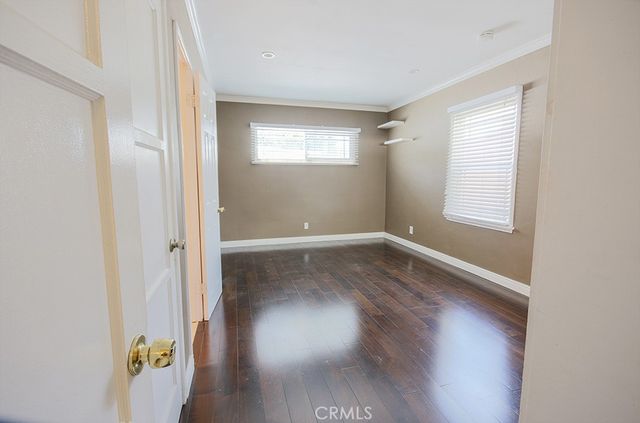 2920 Los Flores Boulevard, Lynwood, CA 90262