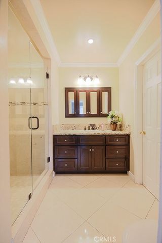 2920 Los Flores Boulevard, Lynwood, CA 90262