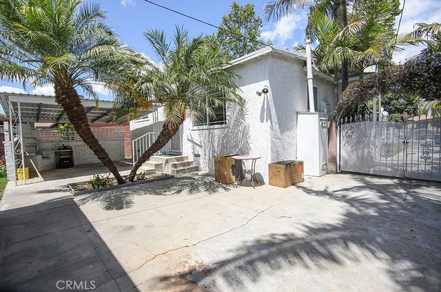 2920 Los Flores Boulevard, Lynwood, CA 90262