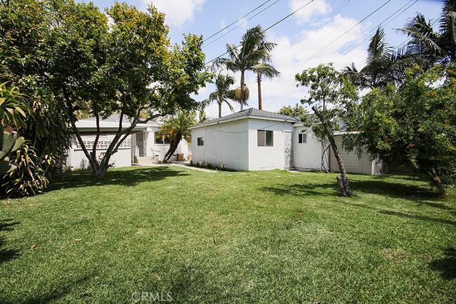 2920 Los Flores Boulevard, Lynwood, CA 90262