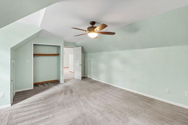 11991 Portage Lake Avenue, Pinckney, MI 48169