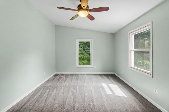 11991 Portage Lake Avenue, Pinckney, MI 48169