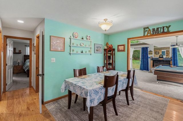 11991 Portage Lake Avenue, Pinckney, MI 48169