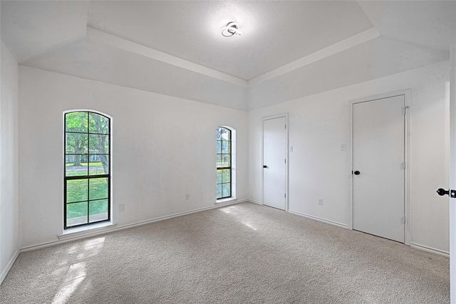 117 Lassetter Drive, Red Oak, TX 75154