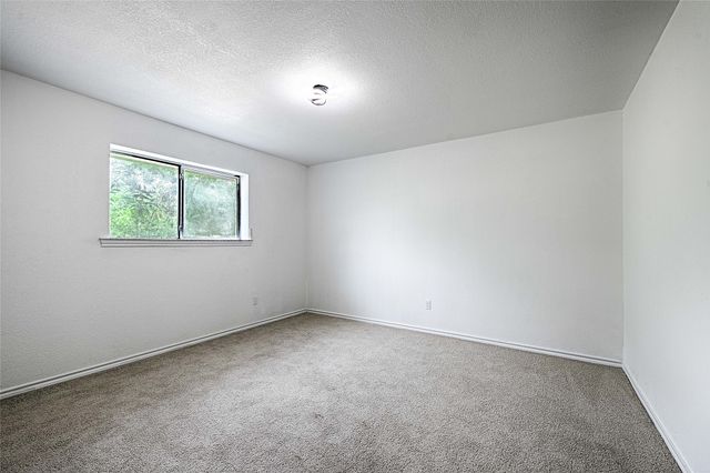 117 Lassetter Drive, Red Oak, TX 75154