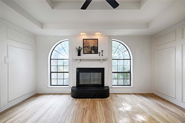 117 Lassetter Drive, Red Oak, TX 75154