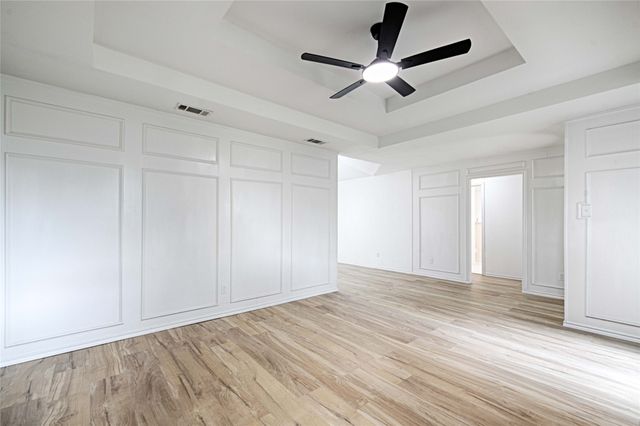 117 Lassetter Drive, Red Oak, TX 75154