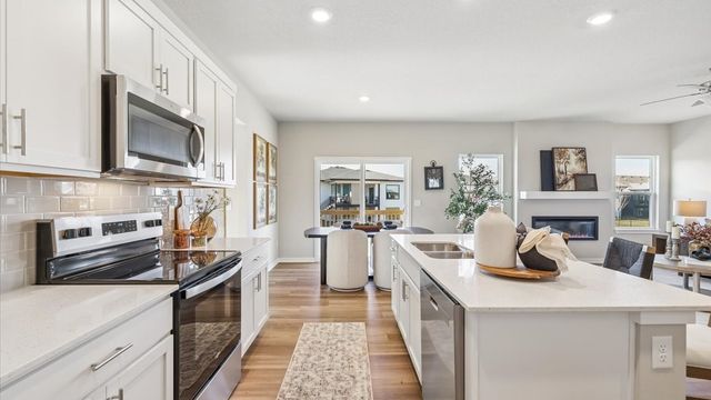 4728 173rd Street, Urbandale, IA 50322