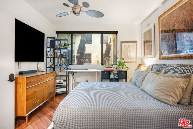 910 E Palm Canyon Drive 102, Palm Springs, CA 92264