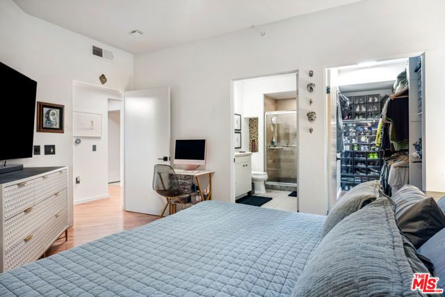 910 E Palm Canyon Drive 102, Palm Springs, CA 92264