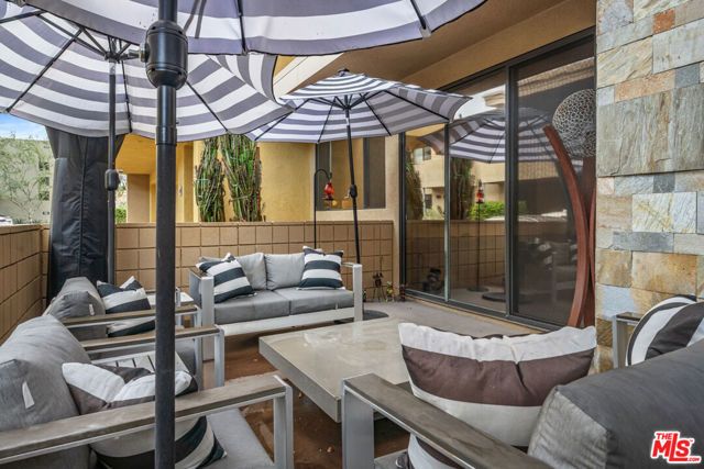 910 E Palm Canyon Drive 102, Palm Springs, CA 92264