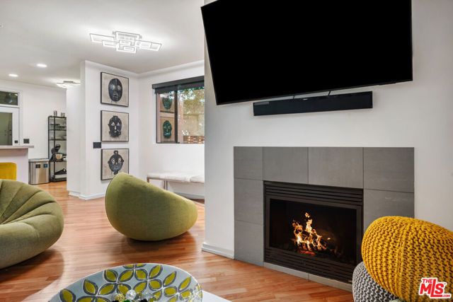 910 E Palm Canyon Drive 102, Palm Springs, CA 92264