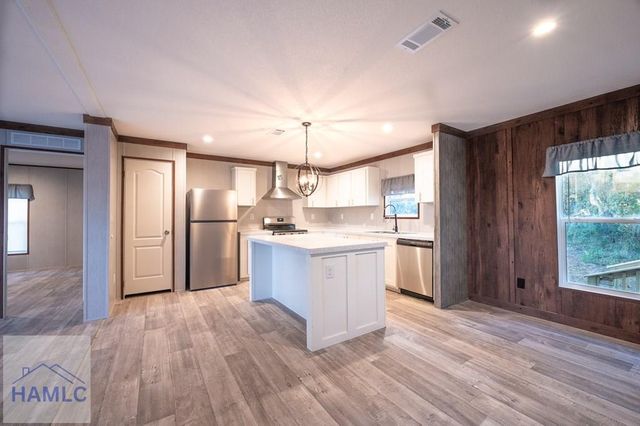 318 Mary Alice Road, Ludowici, GA 31316