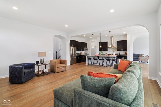 3232 Purple Ash Drive, Zionsville, IN 46077