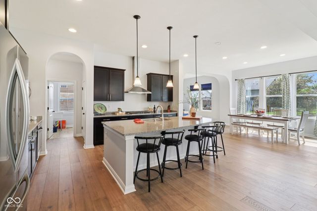 3232 Purple Ash Drive, Zionsville, IN 46077