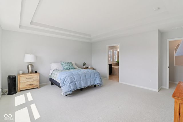 3232 Purple Ash Drive, Zionsville, IN 46077