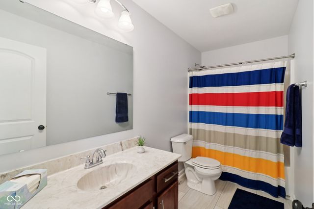 3232 Purple Ash Drive, Zionsville, IN 46077