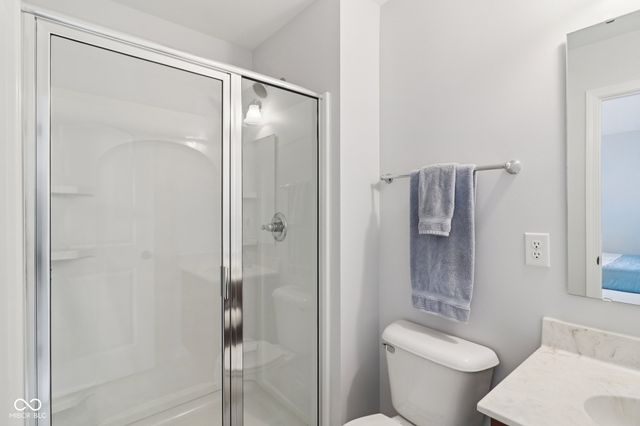 3232 Purple Ash Drive, Zionsville, IN 46077