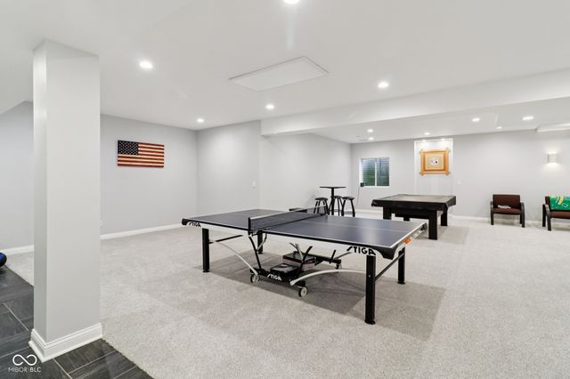 3232 Purple Ash Drive, Zionsville, IN 46077