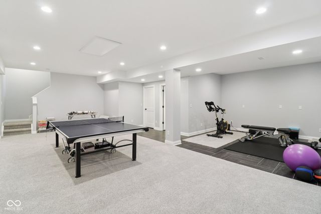 3232 Purple Ash Drive, Zionsville, IN 46077