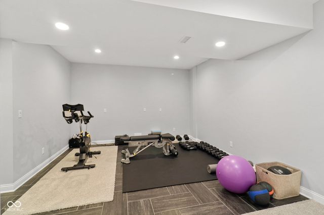 3232 Purple Ash Drive, Zionsville, IN 46077