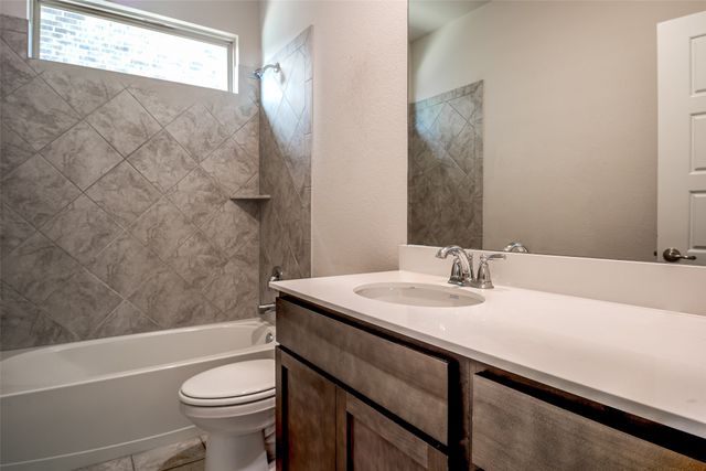 2721 Franklin Drive, Celina, TX 75009