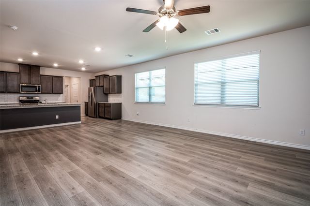 2721 Franklin Drive, Celina, TX 75009