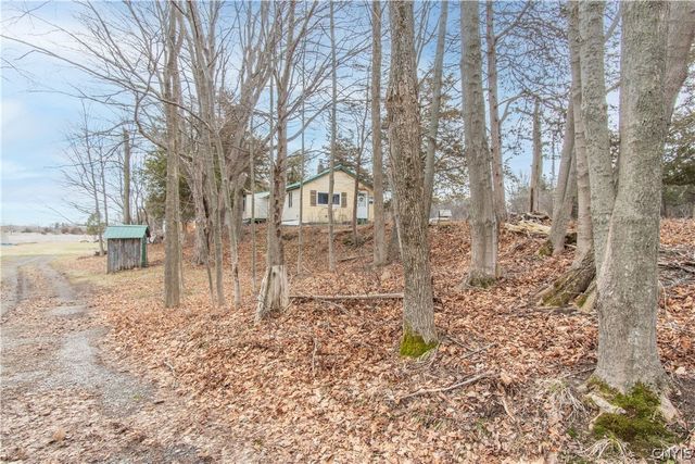 10615 Grandjean Road, Henderson, NY 13650