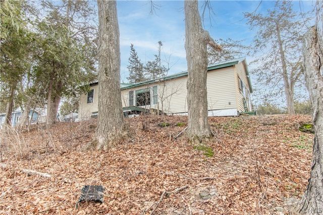 10615 Grandjean Road, Henderson, NY 13650