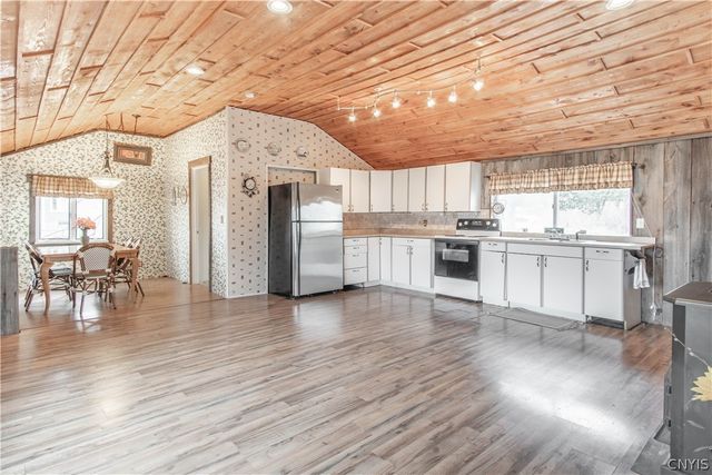 10615 Grandjean Road, Henderson, NY 13650