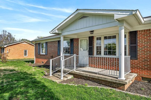 850 Driver St, Smithville, TN 37166