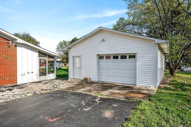 850 Driver St, Smithville, TN 37166