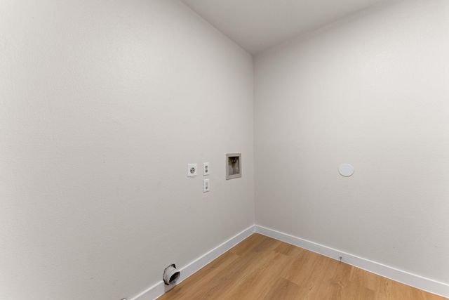 9806 Paddock Park Dr, Houston, TX 77065