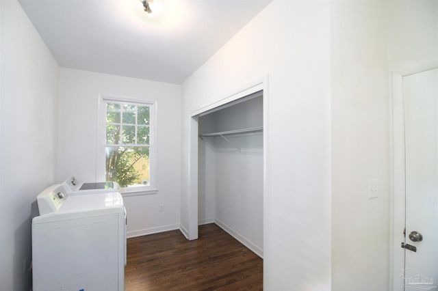 2323 N 17th Ave, Pensacola, FL 32503