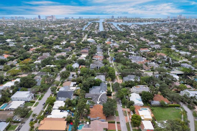 805 SE 10TH Street, Fort Lauderdale, FL 33316