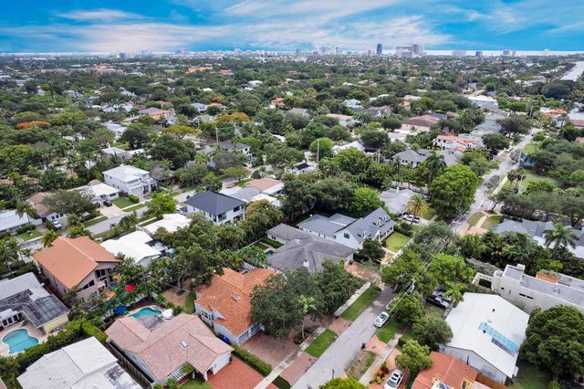 805 SE 10TH Street, Fort Lauderdale, FL 33316