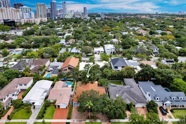 805 SE 10TH Street, Fort Lauderdale, FL 33316
