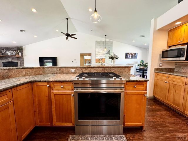 200 Bridle Trail, Pueblo, CO 81005