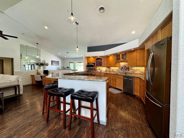 200 Bridle Trail, Pueblo, CO 81005
