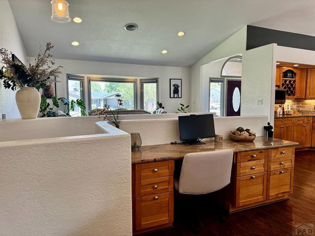 200 Bridle Trail, Pueblo, CO 81005