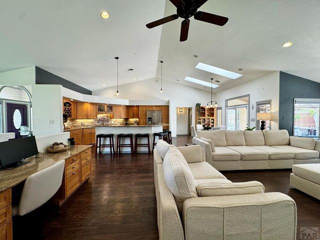 200 Bridle Trail, Pueblo, CO 81005