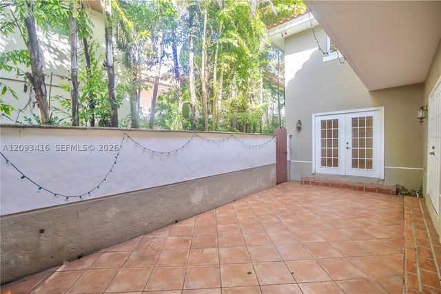 1543 Dorado Ave, Coral Gables, FL 33146