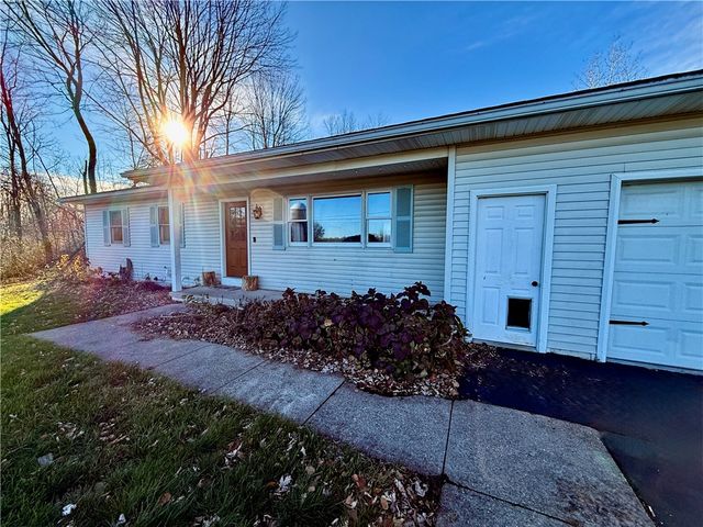 4735 Farnsworth Road, Marion, NY 14505